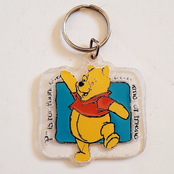 Vintage Pooh Keychain - Picture 1 of 6